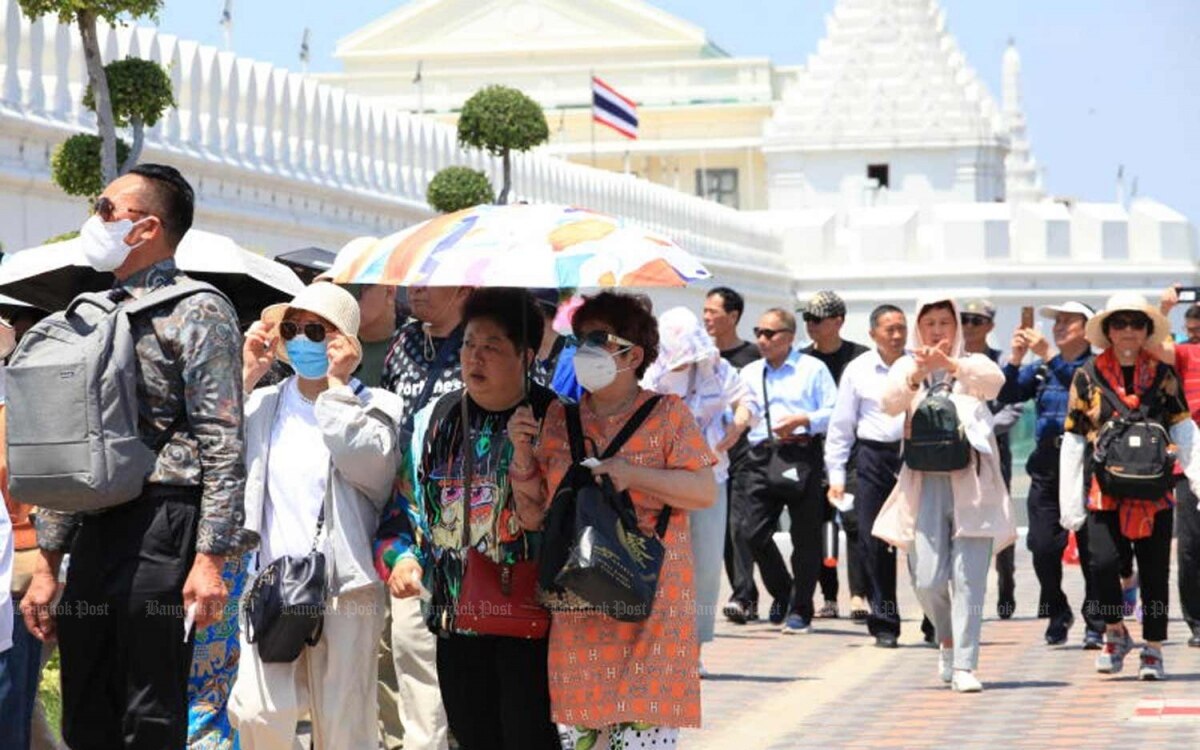 Thailand muss sich im april auf heisse 43 44 5 grad celsius einstellen