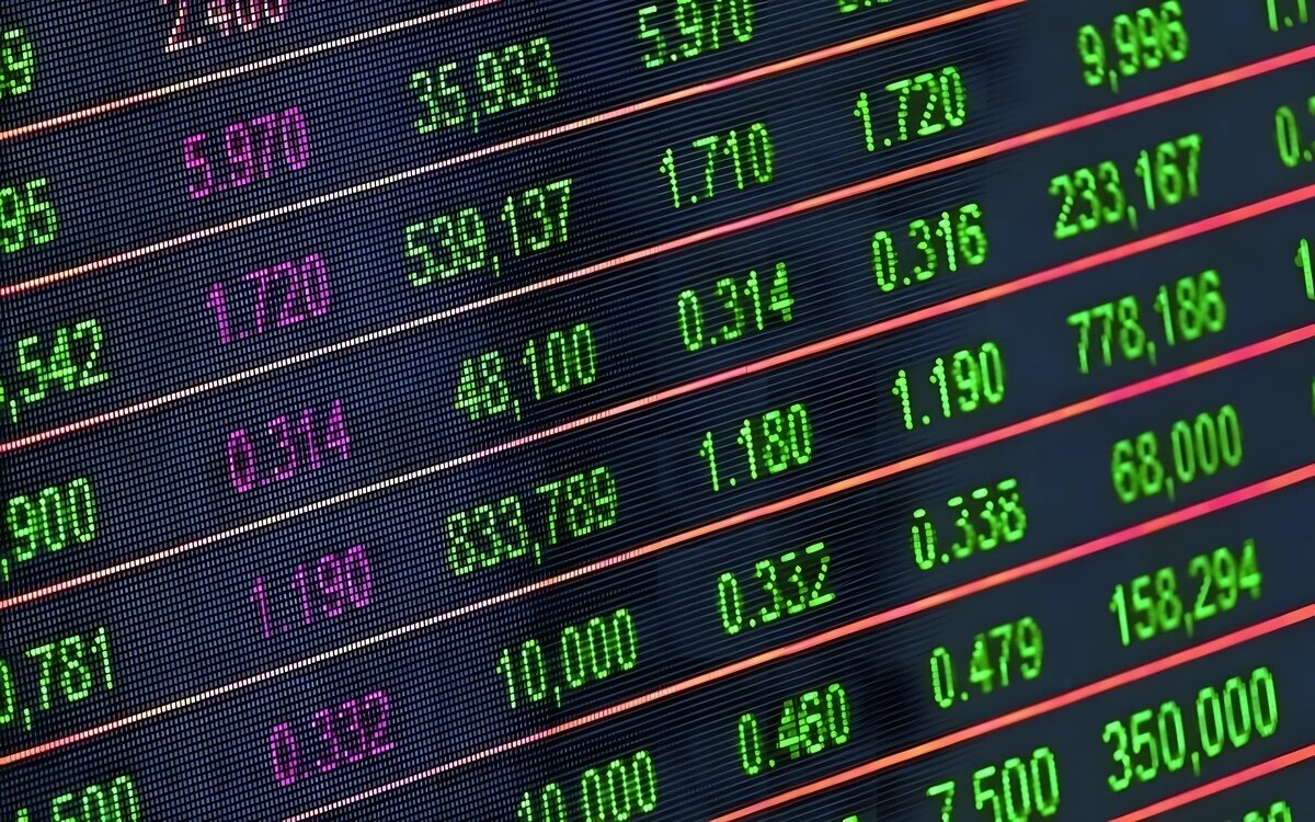 Thailands boerse erlebt rekordanstieg mit auslaendischen investitionen ein blick auf die trends 2024