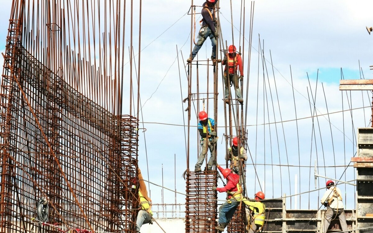 Thailands plan zur erhoehung des mindestlohns findet oeffentliche unterstuetzung