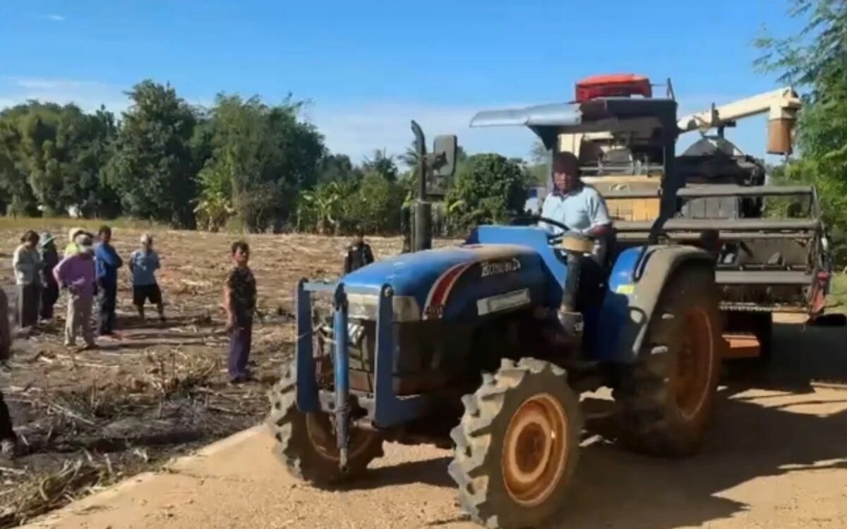 Unvorstellbarer unfall in buriram siebenjaehriger junge verliert beim drachensteigen sein leben