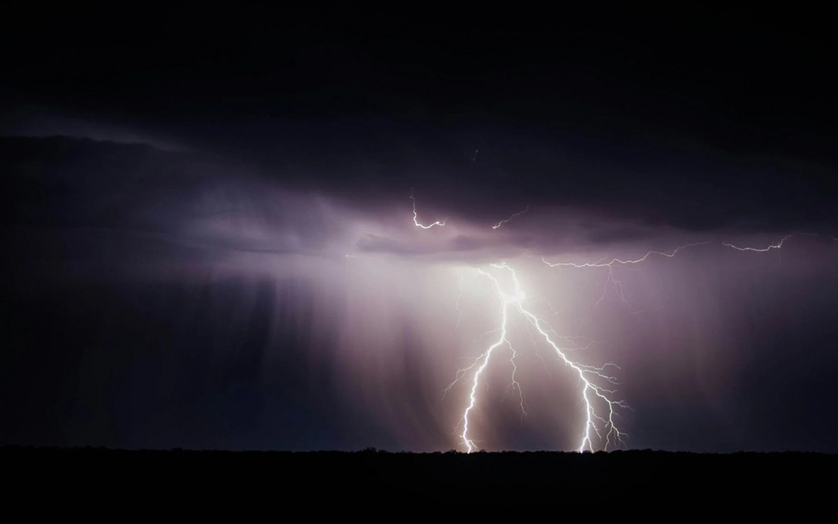 Unwetterwarnung: Schwere Sommerstürme und Hagelgefahr