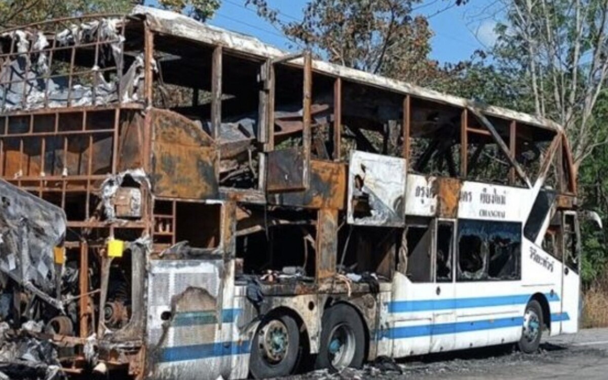 Update treibstoffleck erstaunliche rettung aus brennendem bangkok chiang mai bus