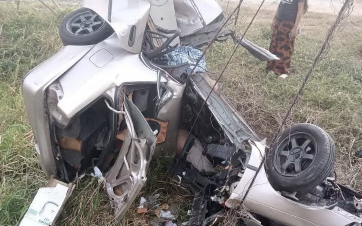 Verkehrsunfall in cha am 59 jaehriger stirbt bei aufprall gegen strommast