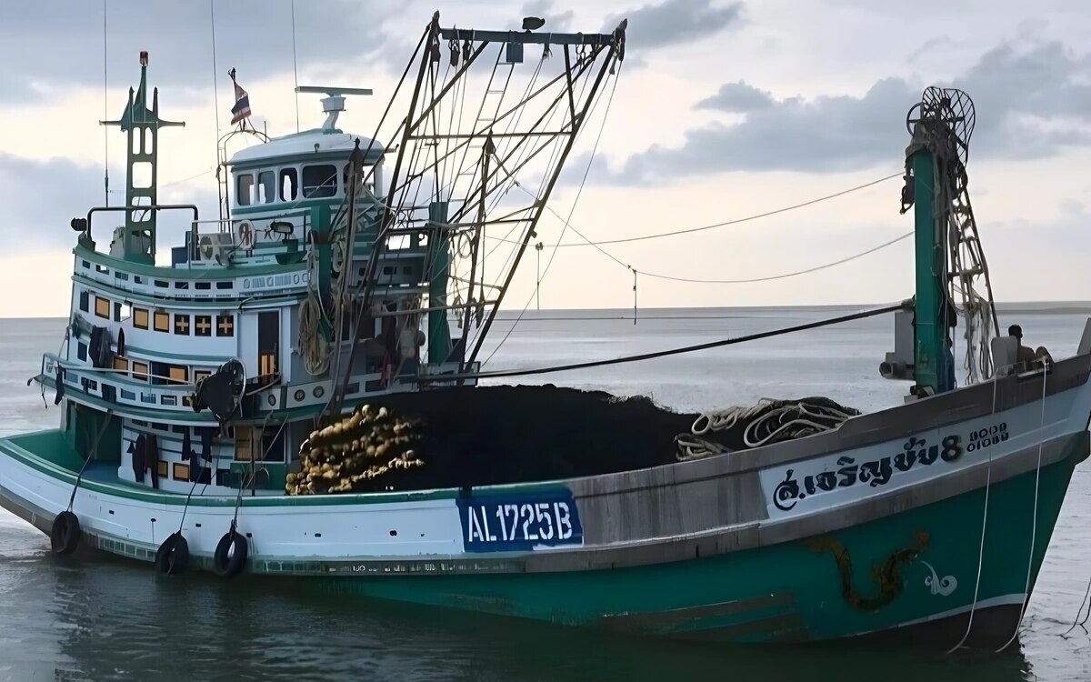 Verzoegerte freilassung thailaendischer fischer trotz frueherer versprechen in myanmar wirft