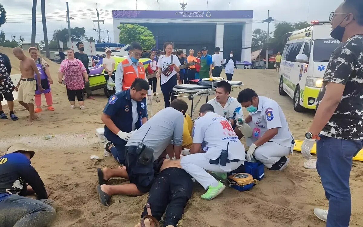 Werftbesitzer 77 kommt bei tragischem 6 600 ps traktor unfall in pattaya ums leben