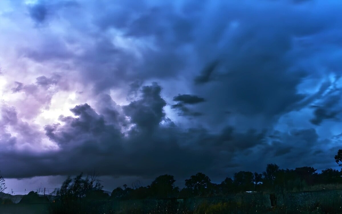 Wetterwarnung heftiger regen und gewitter erwarten thailand in den naechsten tagen