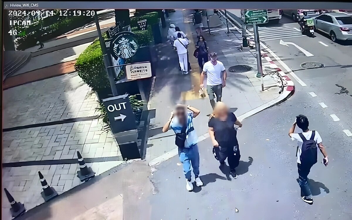 Zwei ausländische Diebe wurden verhaftet, weil sie es auf chinesische Touristen in Bangkok abgesehen hatten