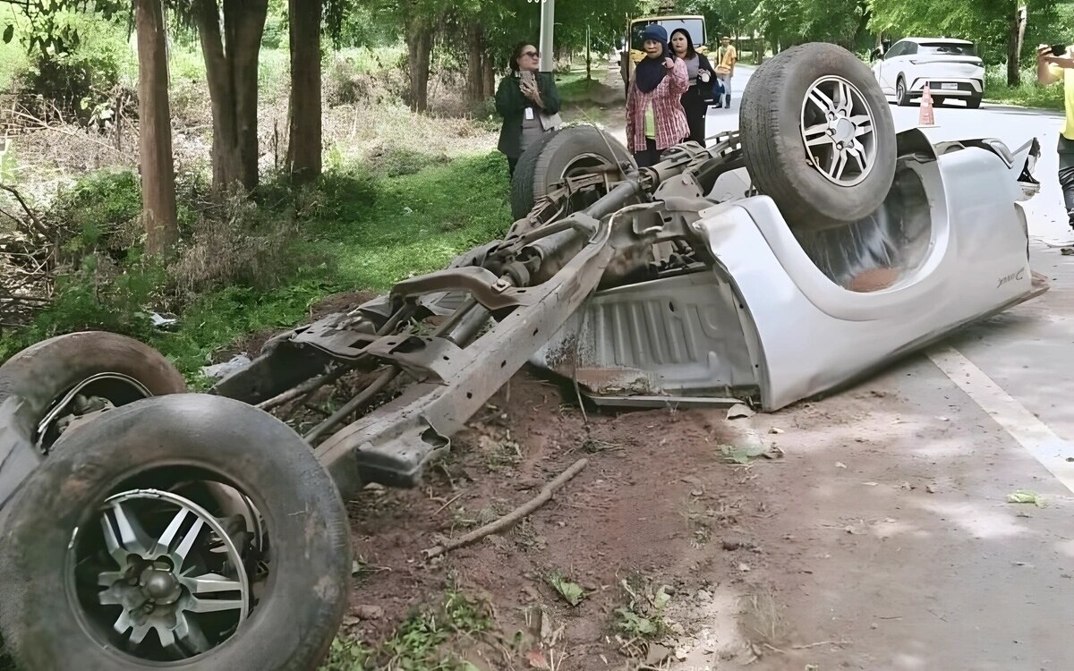 Zwei menschenleben ausgeloescht tragischer unfall in kanchanaburi schockt gemeinde