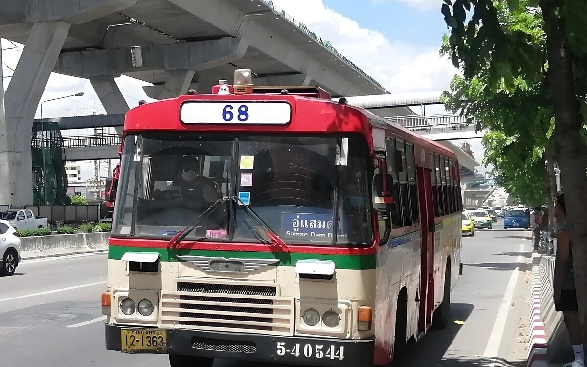 Bangkok: Schrecklicher Schulbusbrand in Thailand fordert zahlreiche Opfer