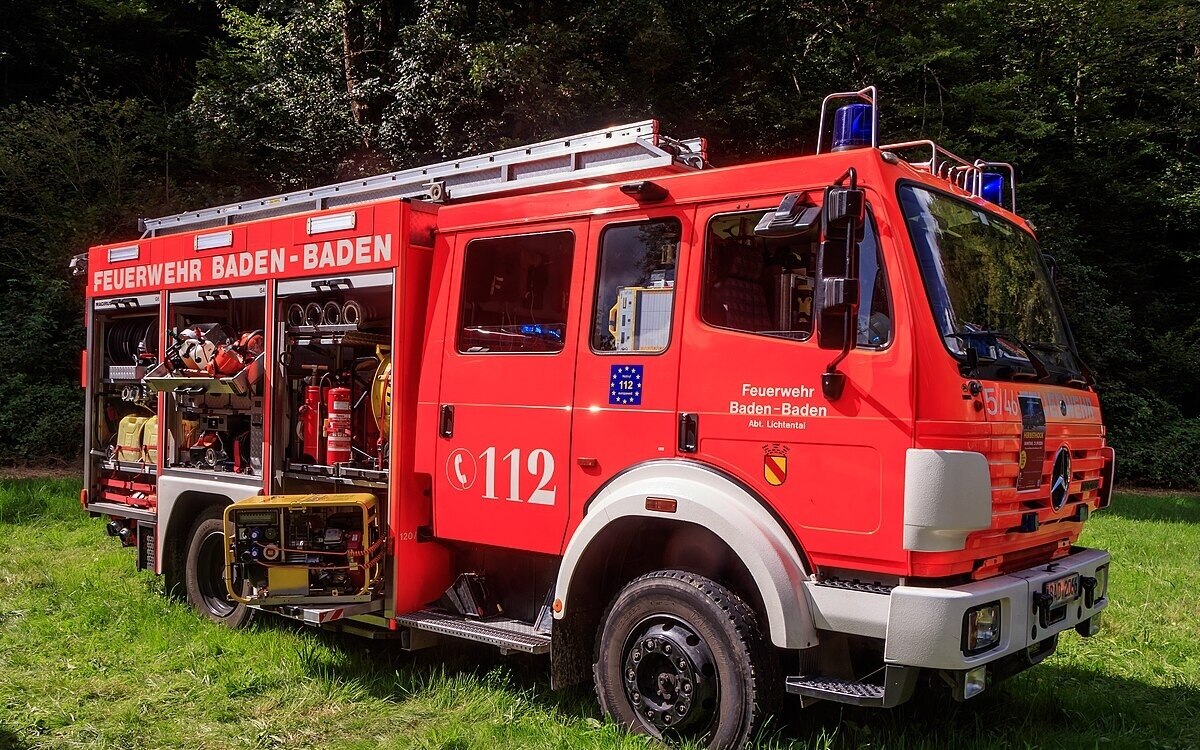 Berlin betrunkener autofahrer verursacht unfall mit verletzten