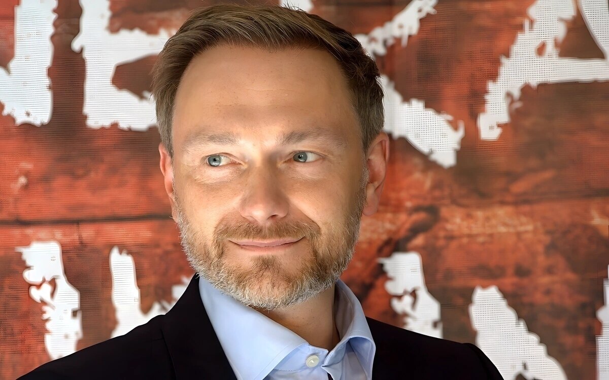 Berlin: Christian Lindner - Ein Retter der politischen Kultur oder in der Defensive?