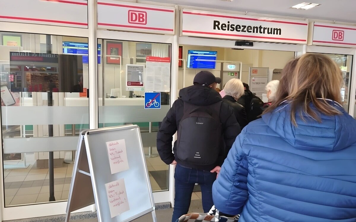 Berlin: Wachsende Unsicherheit um das 49-Euro-Ticket - Preissteigerung droht