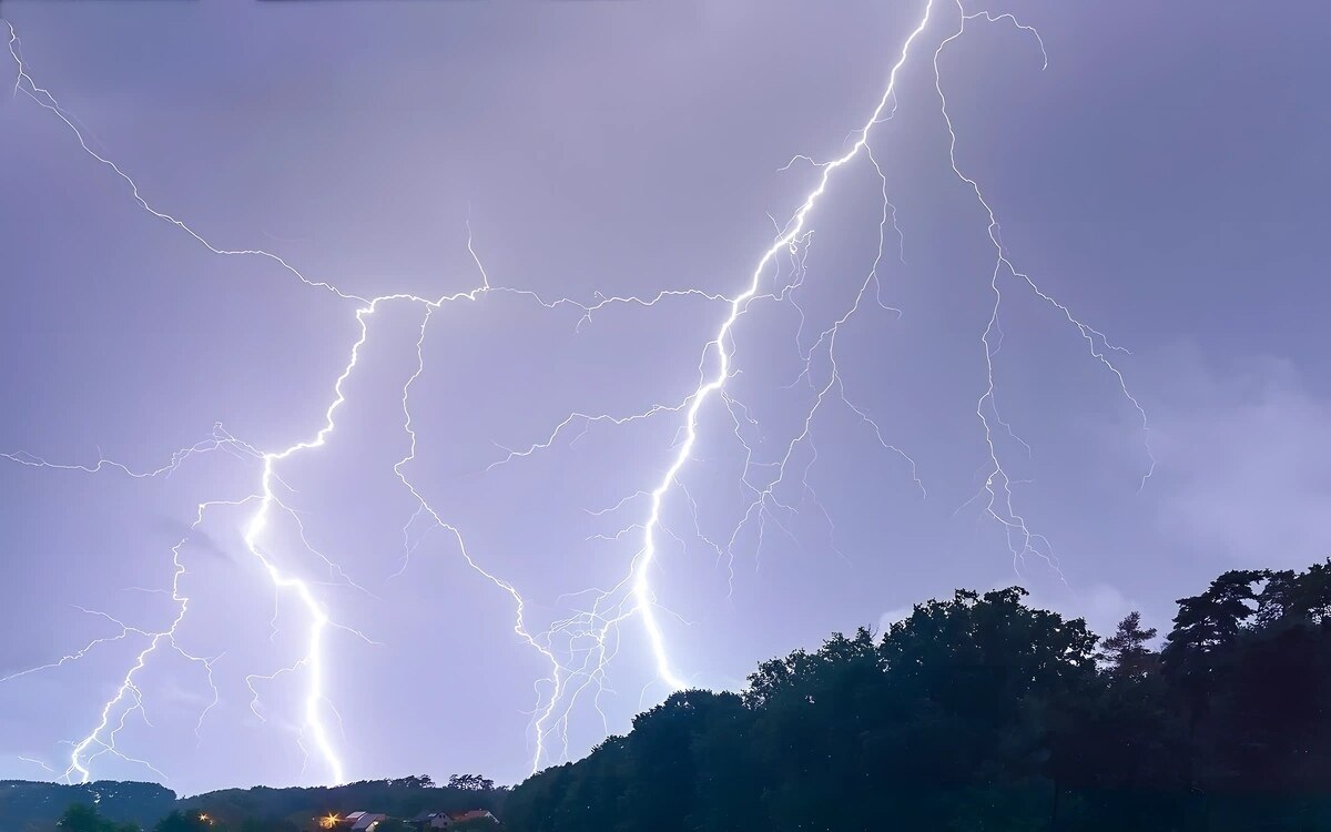 Berlin: Warnung vor Hochwasser durch Dauerregen in Sachsen