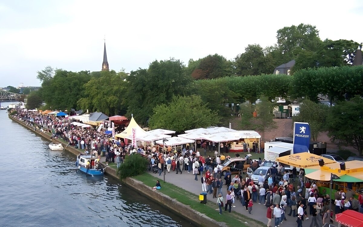 Frankfurt frankfurter museumsuferfest begeistert hunderttausende besucher