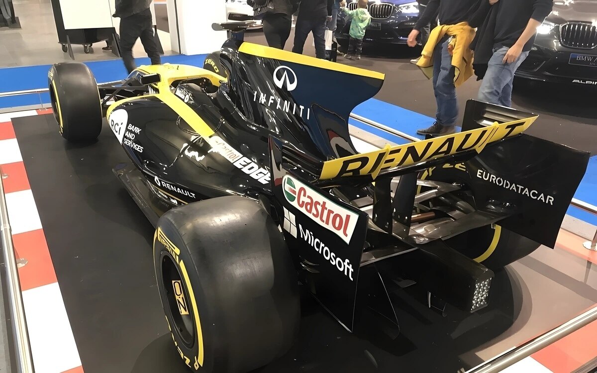 Paris renault zieht sich nach fast 50 jahren aus der formel 1 zurueck