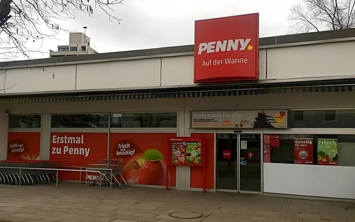 Ratzeburg supermarktdach in ratzeburg eingestuerzt zwoelf verletzte