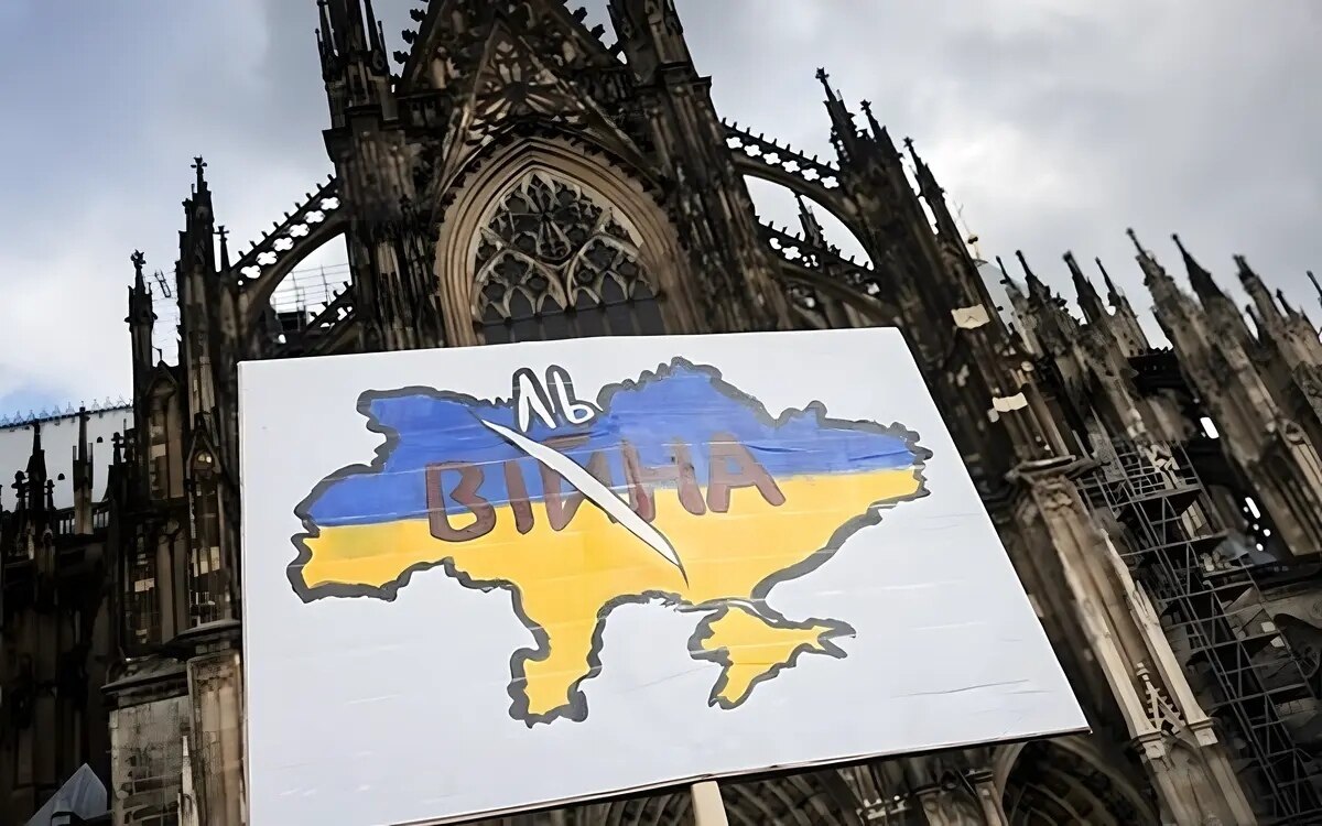 Ukraine: Hohe Kosten des Ukraine-Kriegs: Ein Tag kostet 120 Millionen Euro