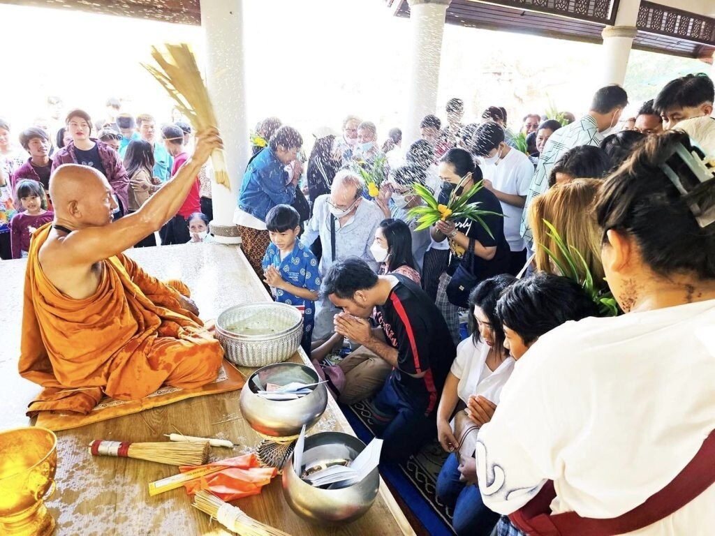 Hua Hin, Prachuap Khiri Khan ist während des Neujahrsfestes voll mit Touristen