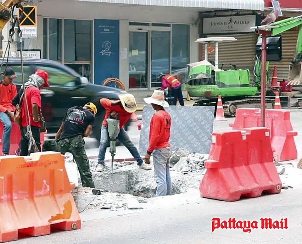 Öffentliche Versorgungsprojekte auf der Sitzung des Stadtrats von Pattaya diskutiert