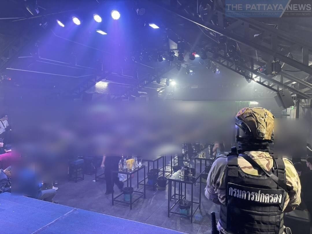 Große Razzia in Nachtclub in Pattaya: Über 50 Gäste positiv auf Drogen getestet