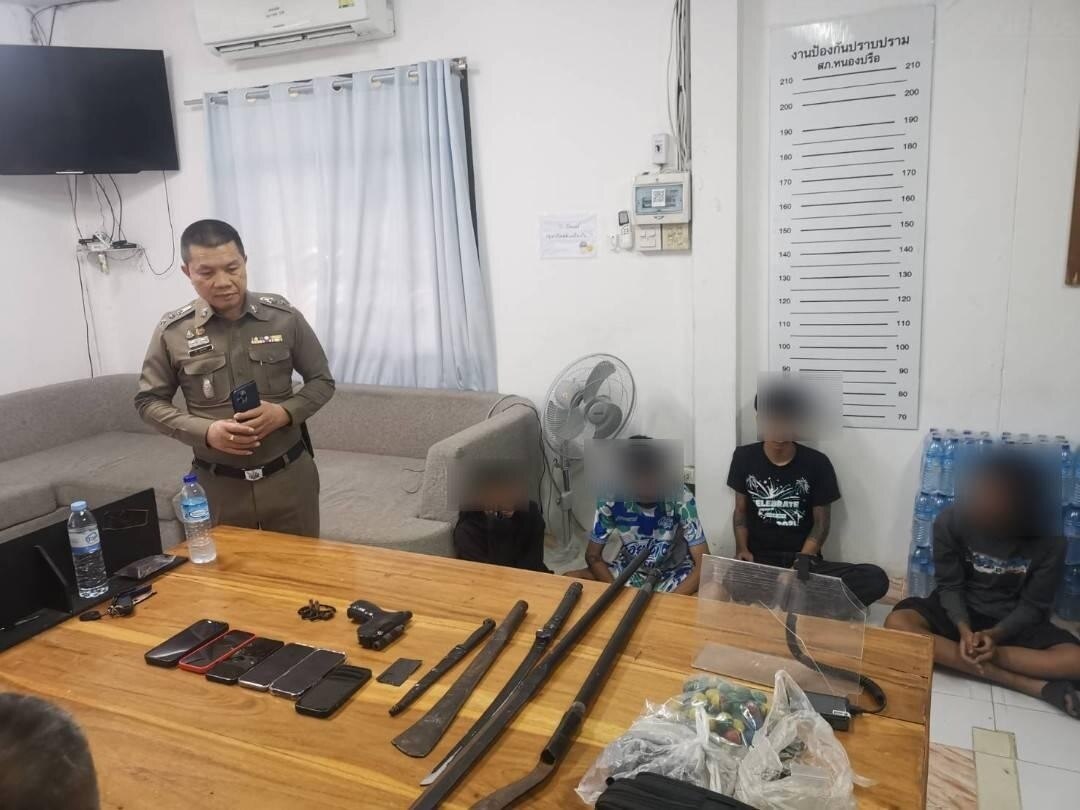 Pattaya: Sechs Teenager festgenommen - 16-jähriger Junge mit selbstgebauter Waffe