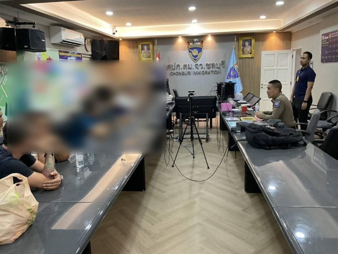 Polizei in Pattaya sprengt illegales Pokerspiel: 12 Personen verhaftet, darunter viele Ausländer