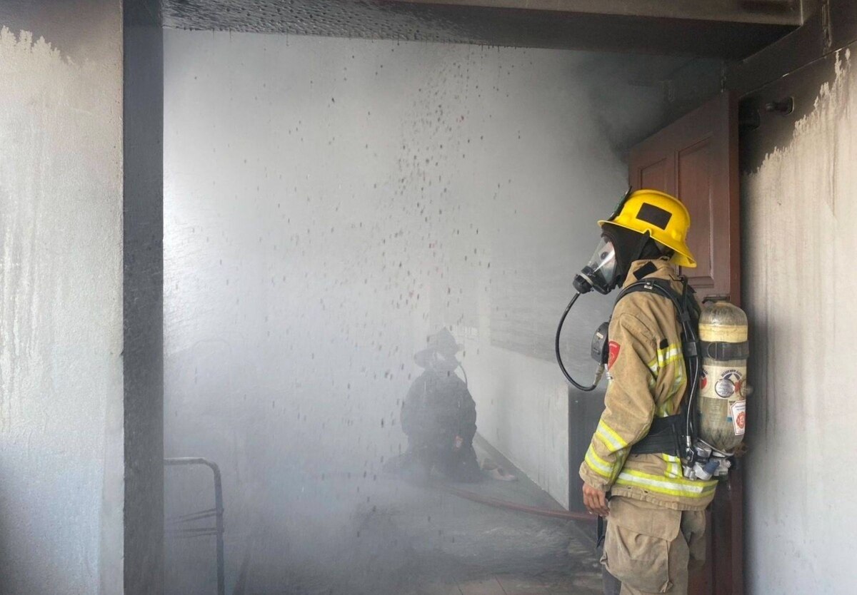 Verheerendes Feuer im Hochhaus: Brand in Bangkok fordert rasches Eingreifen der Rettungskräfte